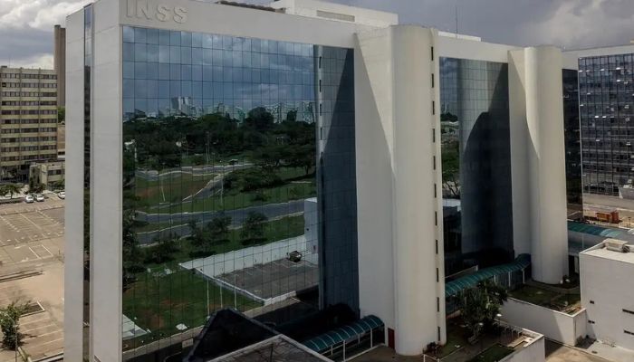 © Rafa Neddermeyer/Agência Brasil INSS estima iniciar ressarcimento de aposentados no dia 24 de julho